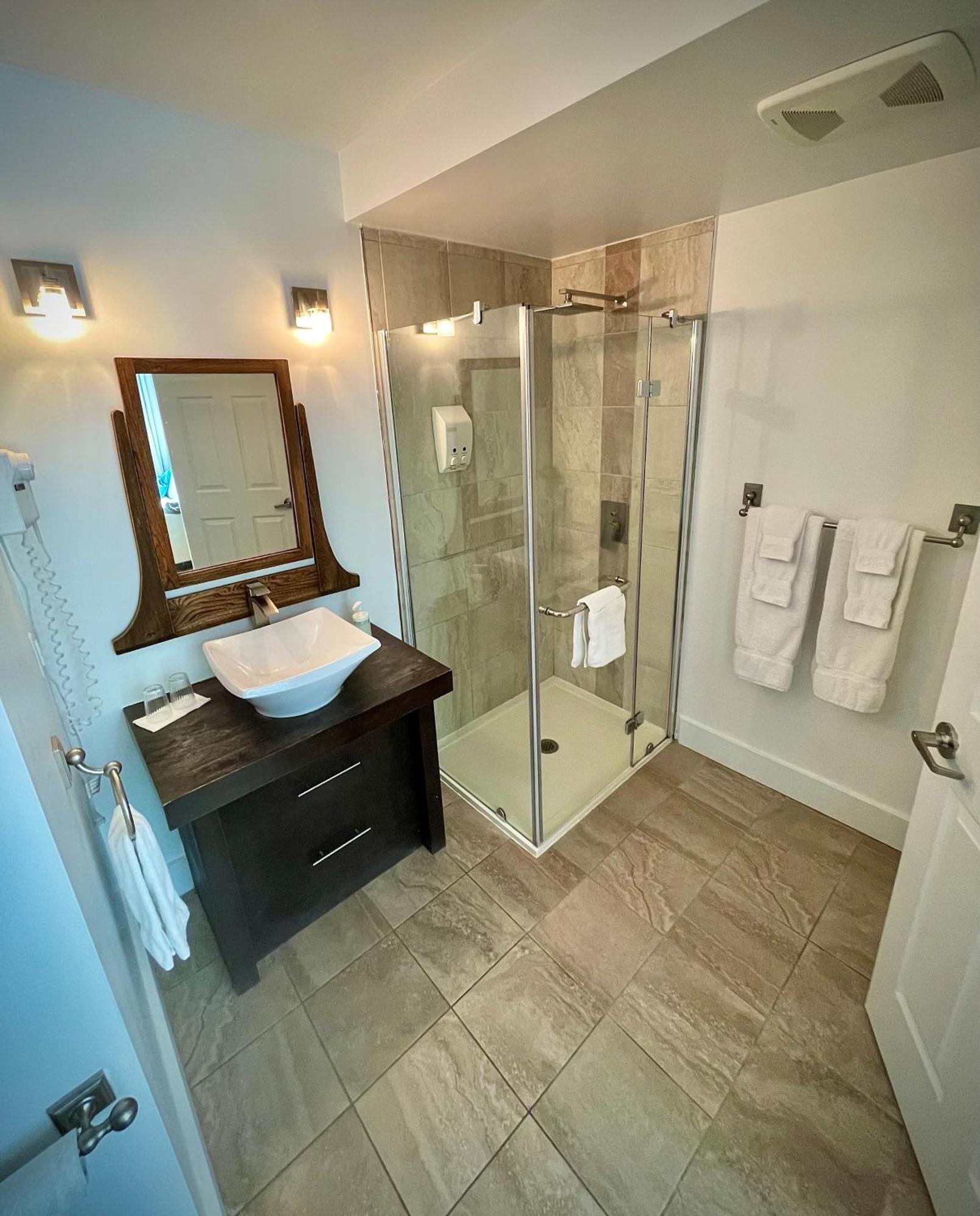 Auberge Spa & Beaux Reves Sainte-Adèle Exteriör bild