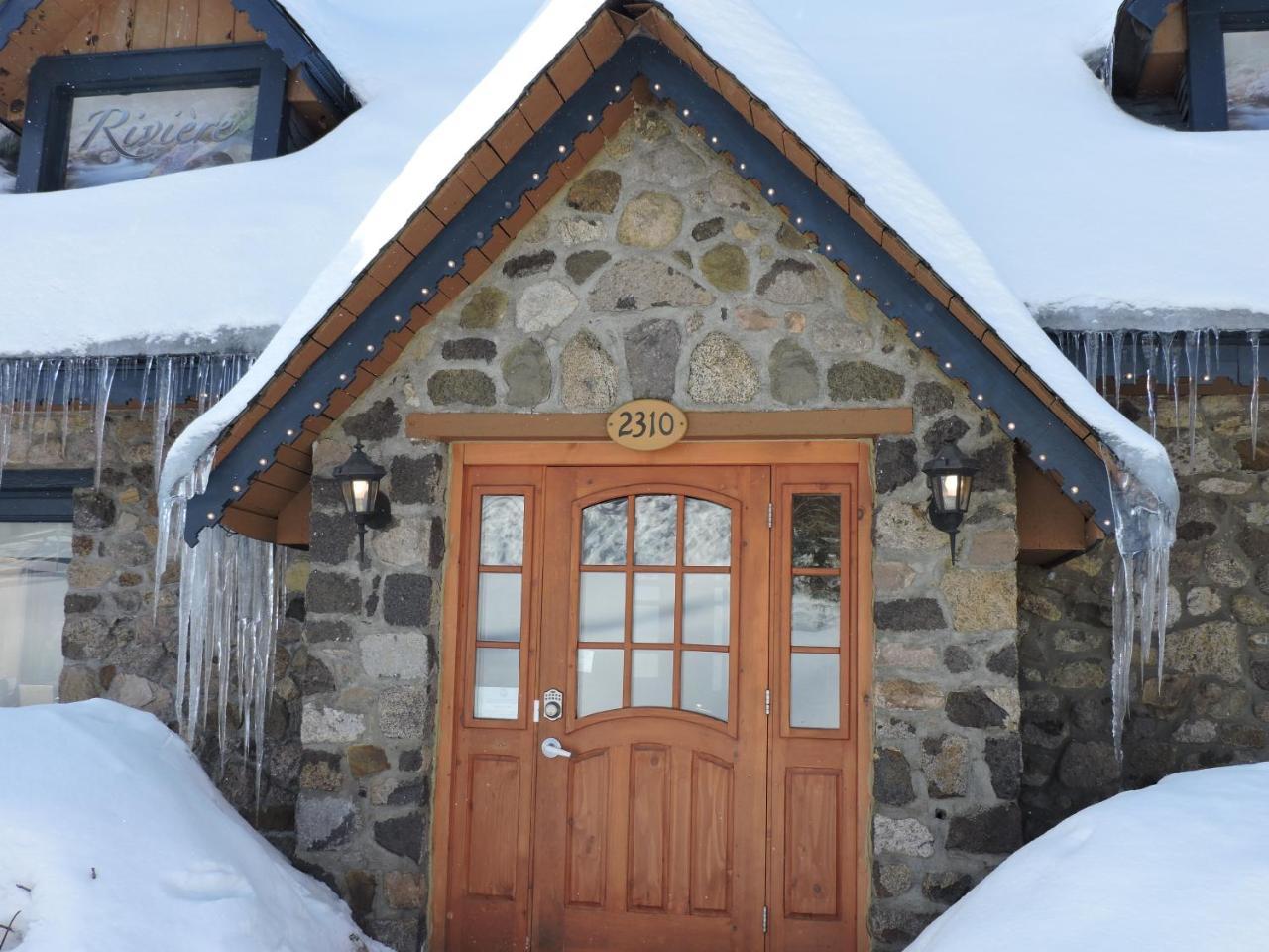 Auberge Spa & Beaux Reves Sainte-Adèle Exteriör bild